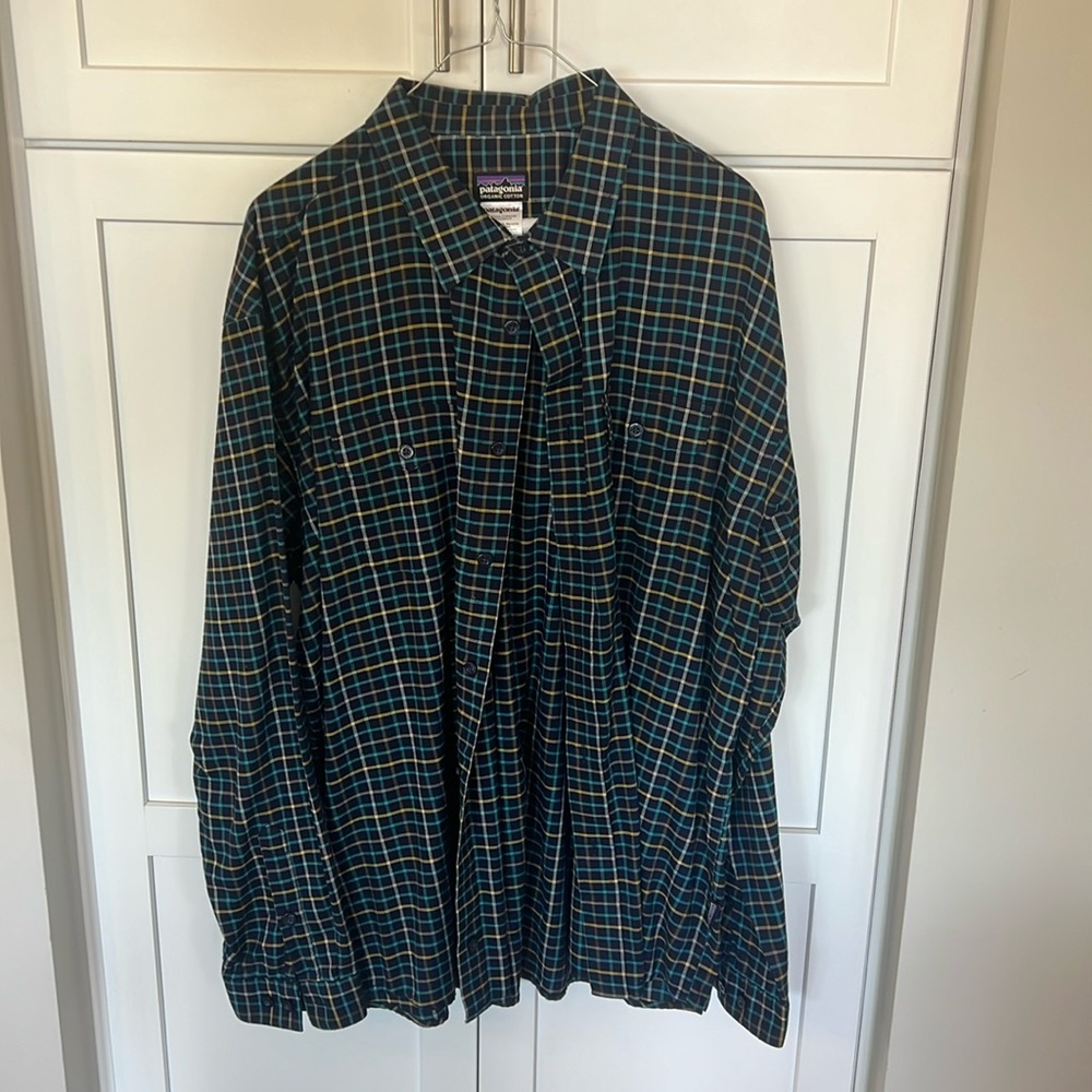 EUC XL Patagonia Button Down